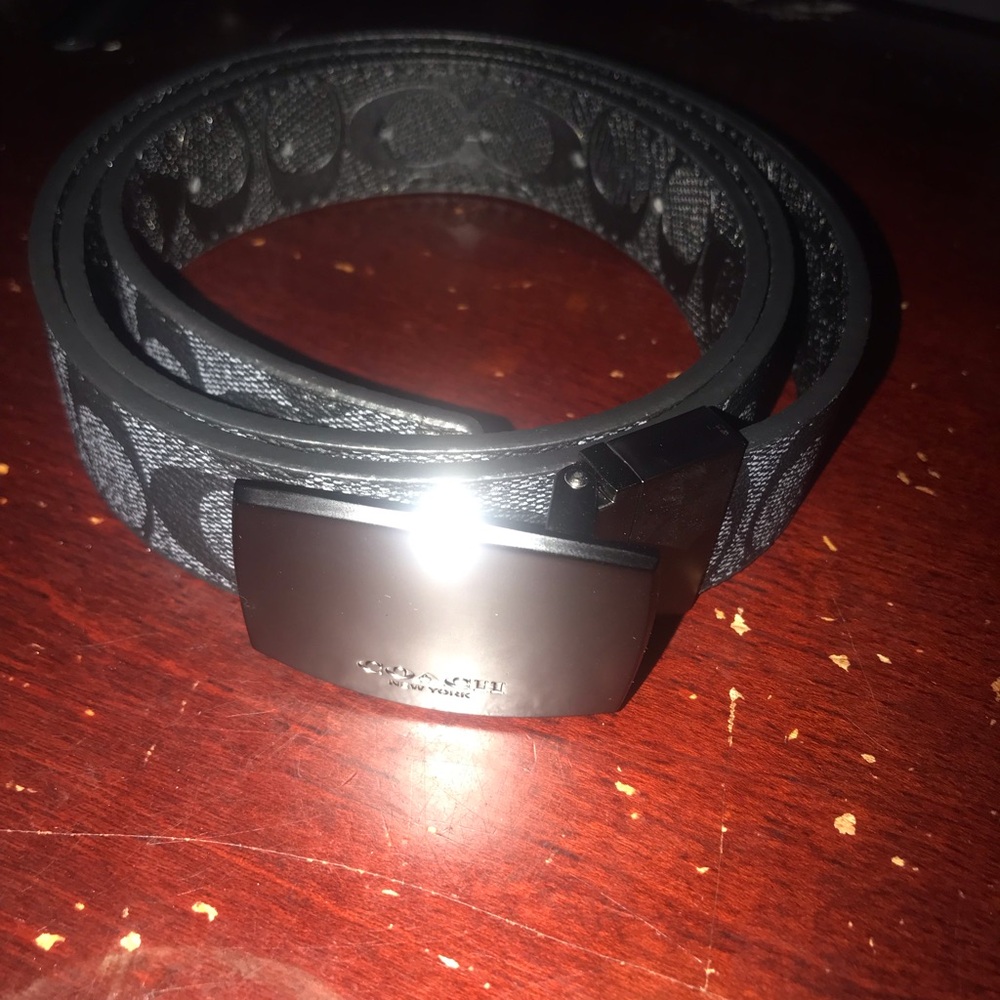 Coach plaque belt